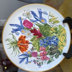 APRIL- FRANKLIN PORCELAIN FLOWERS OF THE YEAR PLATE COLLECTION Size 10.5"